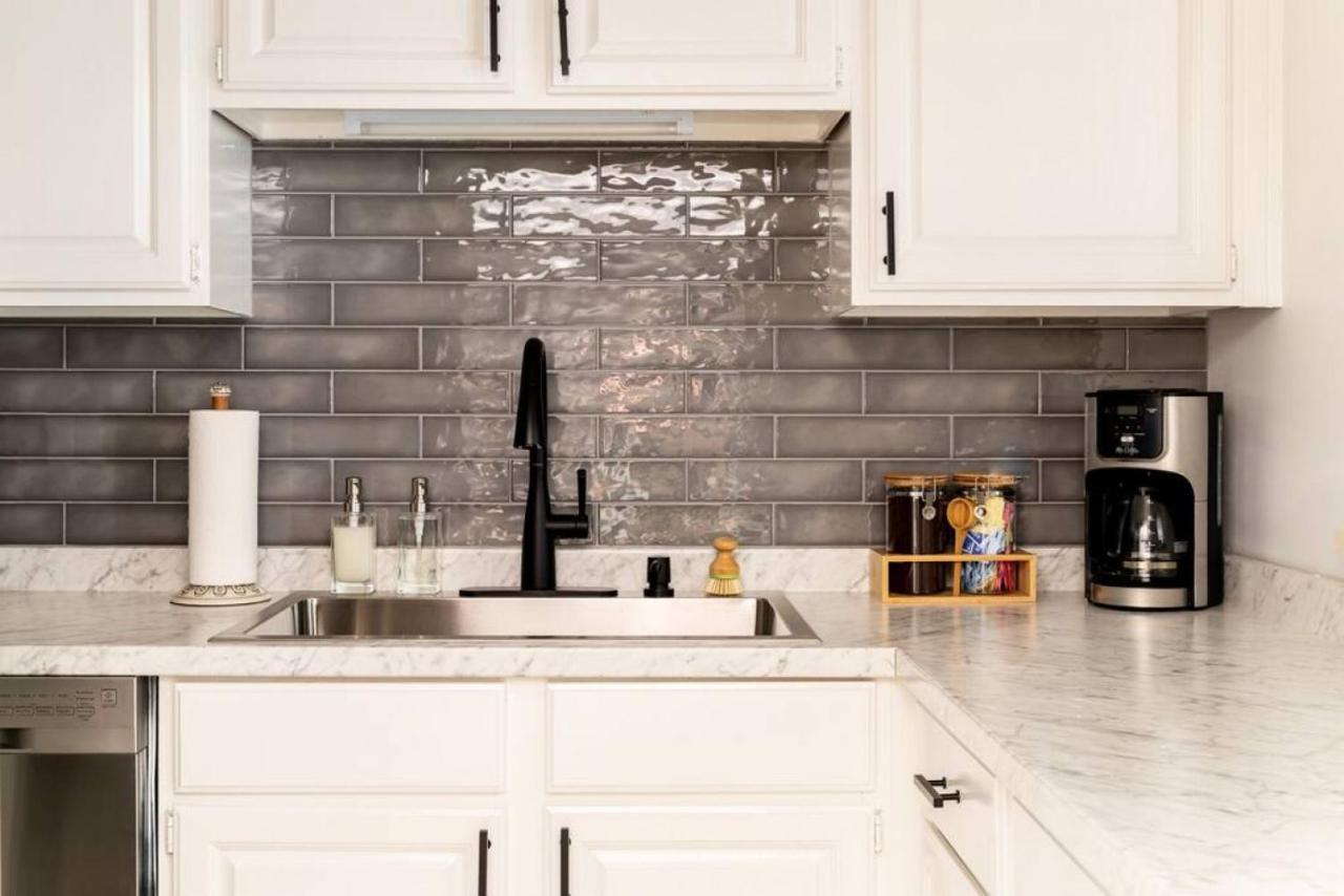 Stylish Downtown Nashville 3 Beds, 1 Bedroom With Private Patio, Parking Eksteriør billede